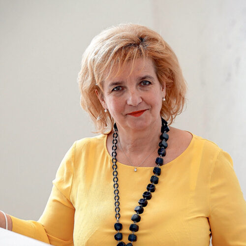 Prof. dr. Bojana Beović